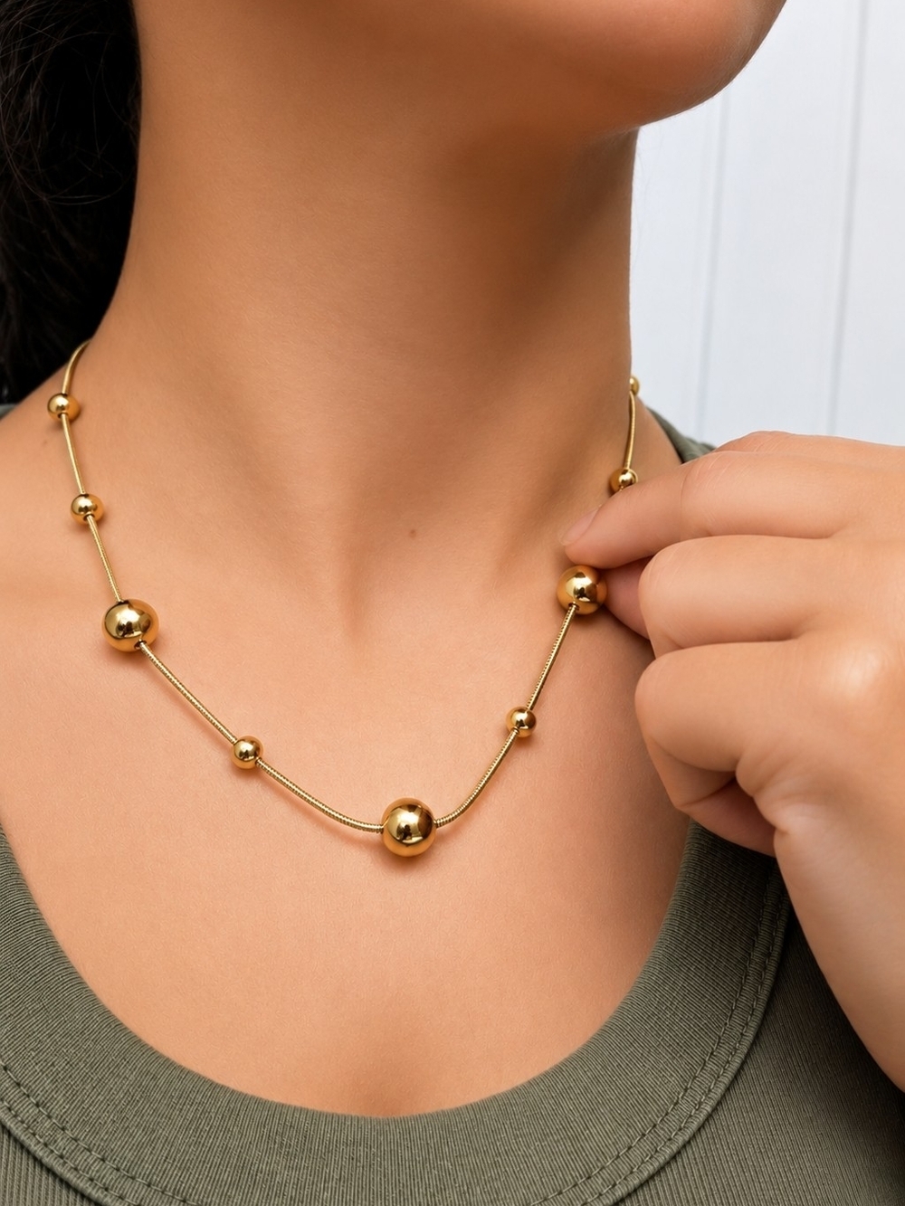 Polished Gold Bead Necklace